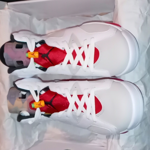 Jordan 6 Retro Hare - Picture 6 of 7